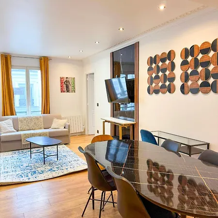 Urban Flat 104 - 4 Bedroom Flat Opera Paris